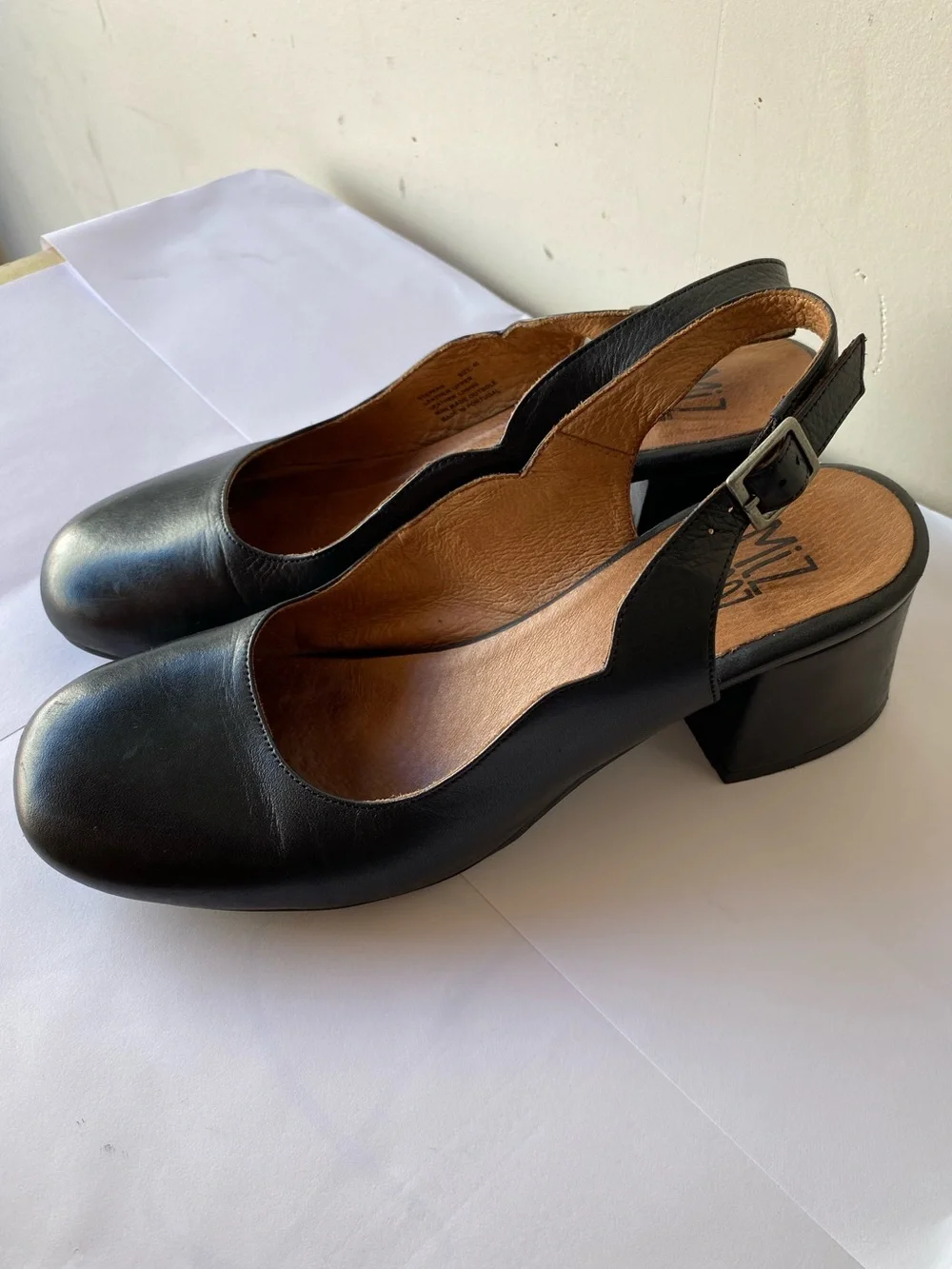 Miz Mooz Steffan Black Leather Slingback Block Heel Pump Size 40 US 9